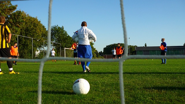 基恩回應C羅是我見過最聰明的球員 他是真正的天才.